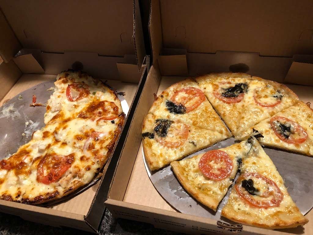 Stoneys Pub & Pizza | 456 W Grove St, Middleborough, MA 02346, USA | Phone: (508) 923-1100