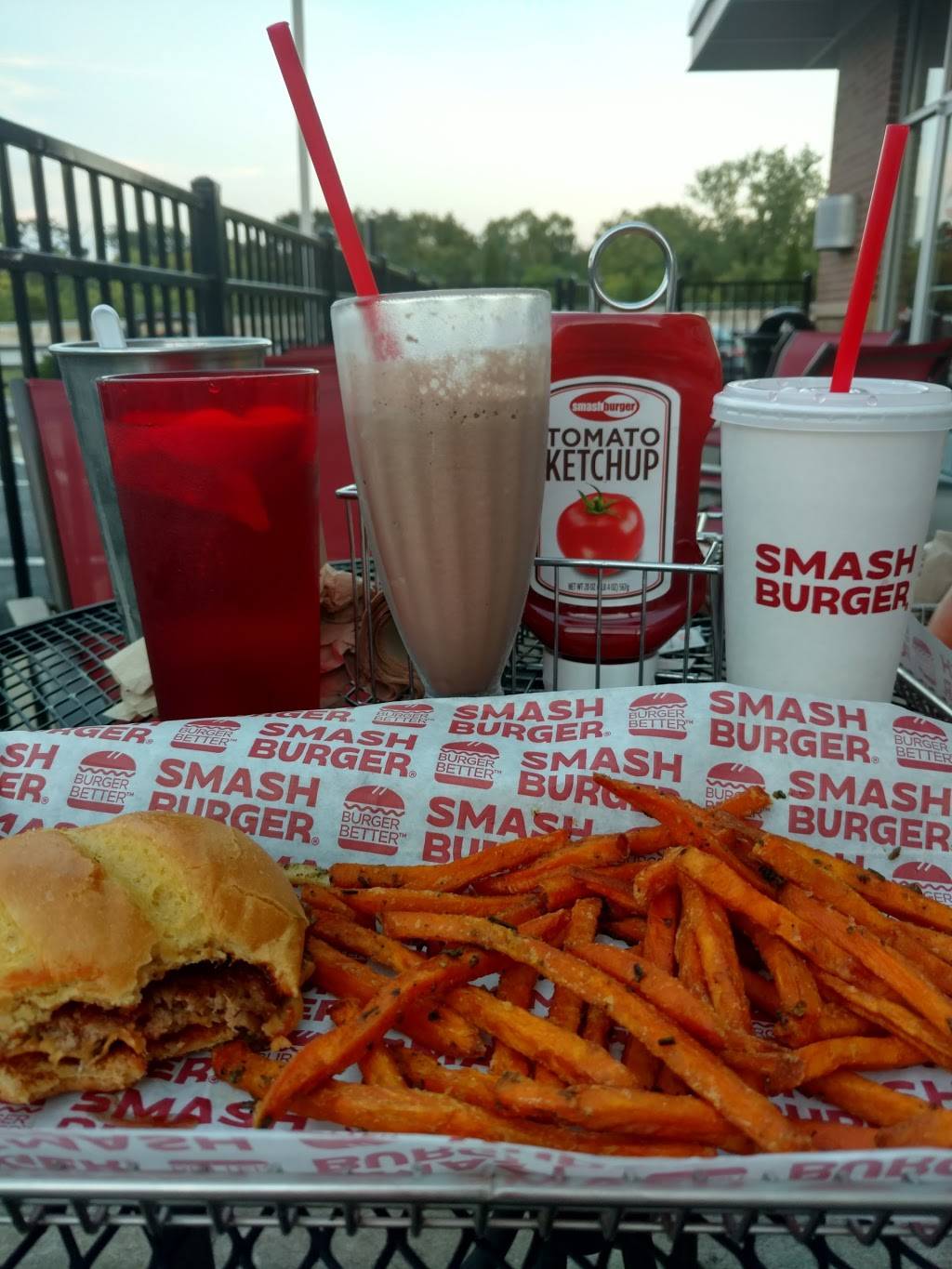 Smashburger | 2517 Wilson Rd, Highland Heights, KY 41076, USA | Phone: (859) 441-2800