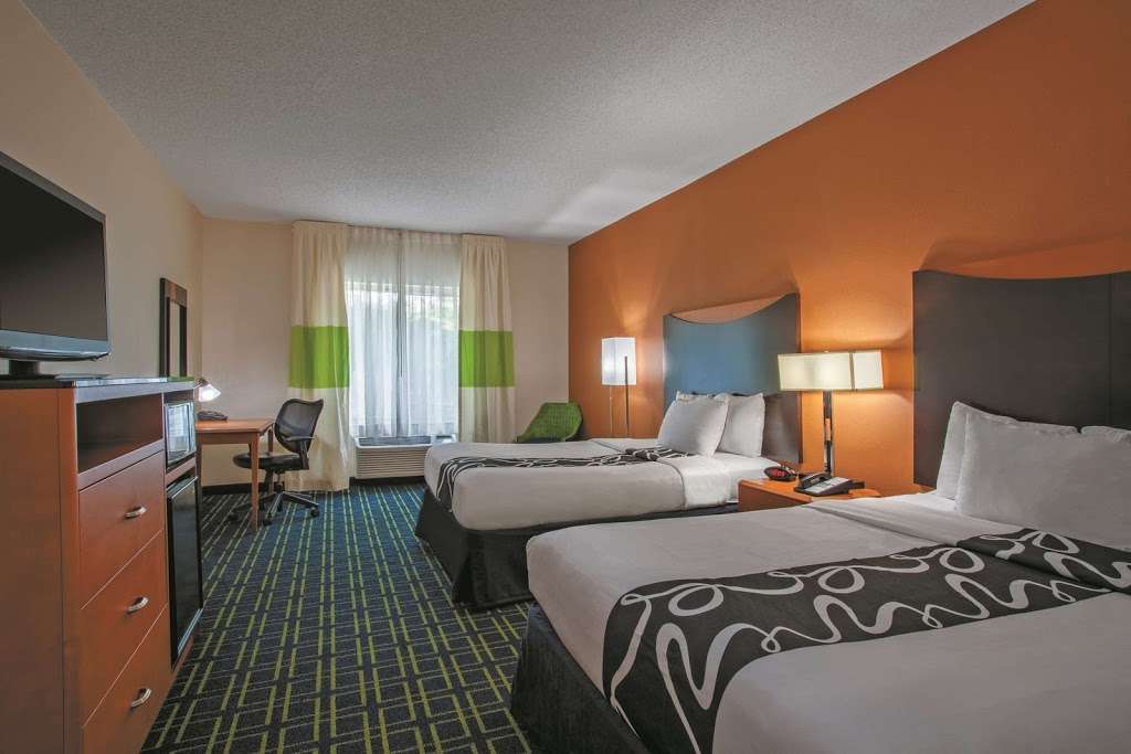 La Quinta Inn & Suites Manassas | 6950 Nova Way, Manassas, VA 20109, USA | Phone: (703) 393-9966