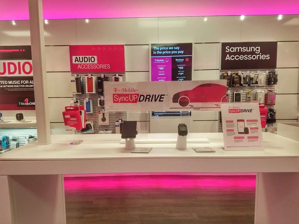 T-Mobile | 11965 Southern Blvd, Royal Palm Beach, FL 33411 | Phone: (561) 408-2898