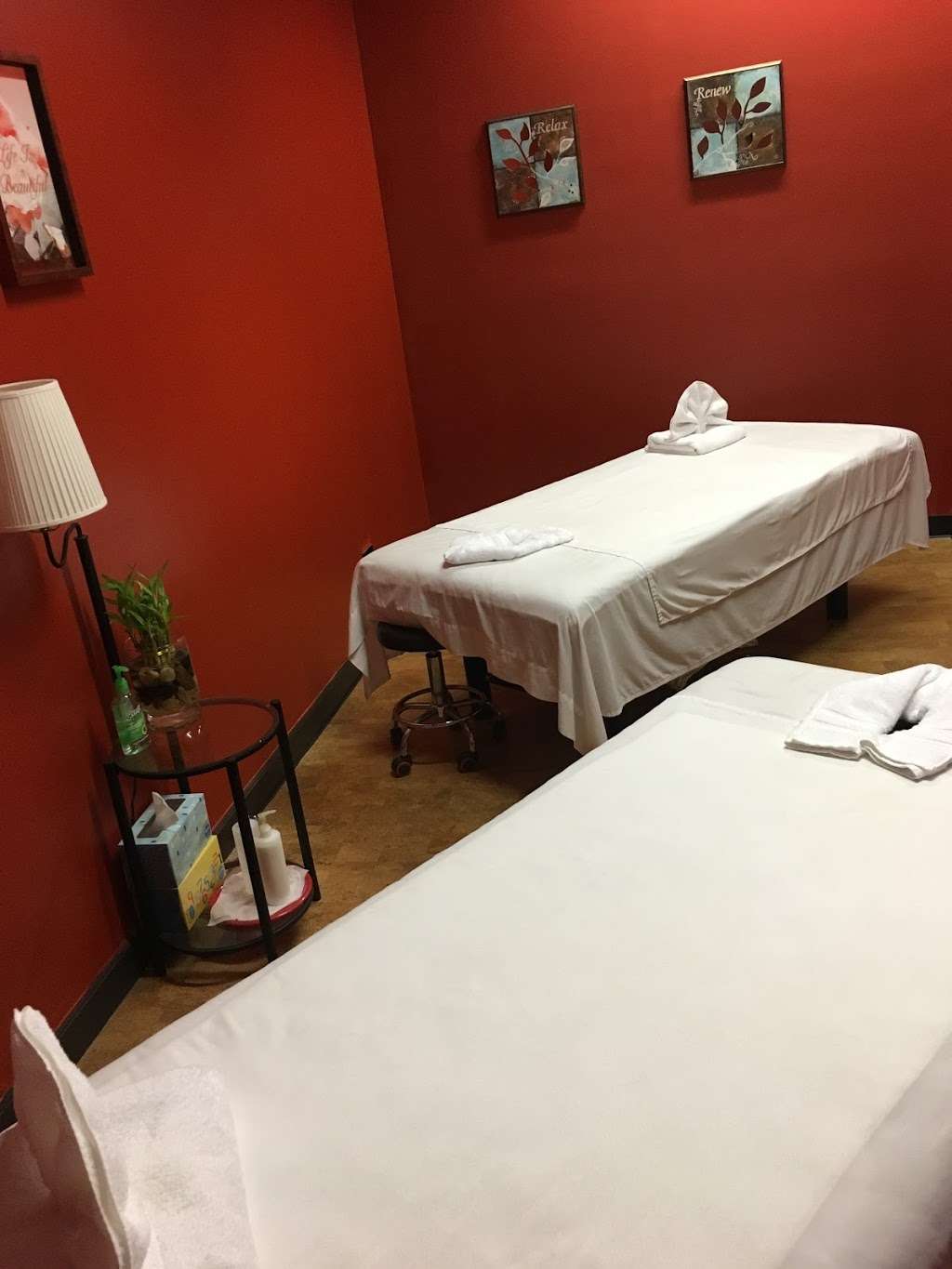 Healthy Massage | 518 NW Englewood Rd, Kansas City, MO 64118 | Phone: (816) 286-9012