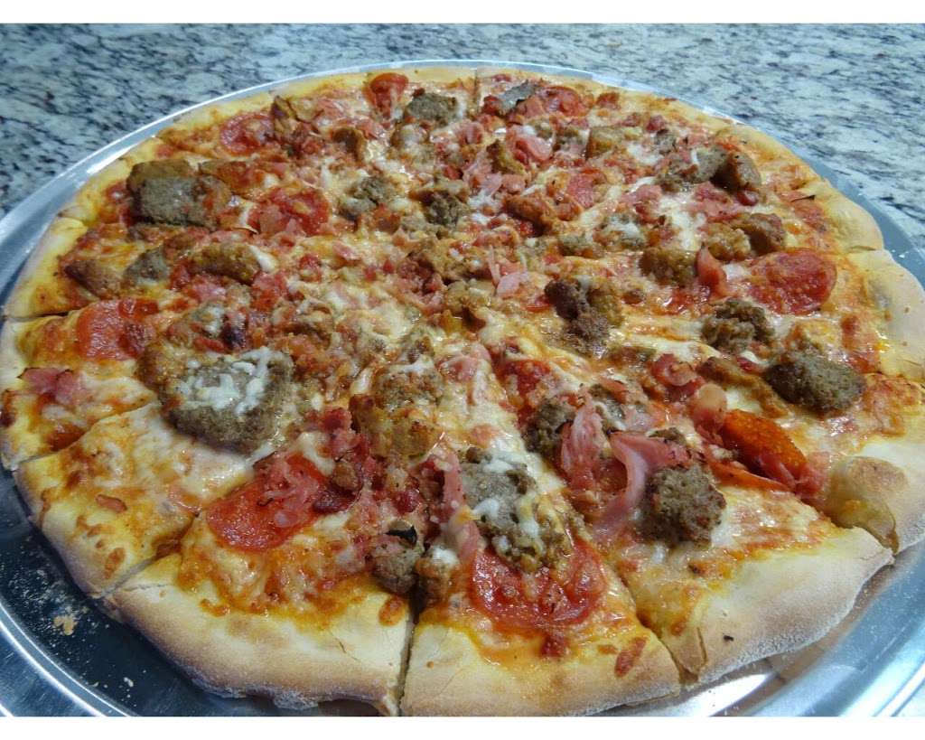 238 Pizzeria | 238 S Cherokee St, Kings Mountain, NC 28086, USA | Phone: (704) 750-3336