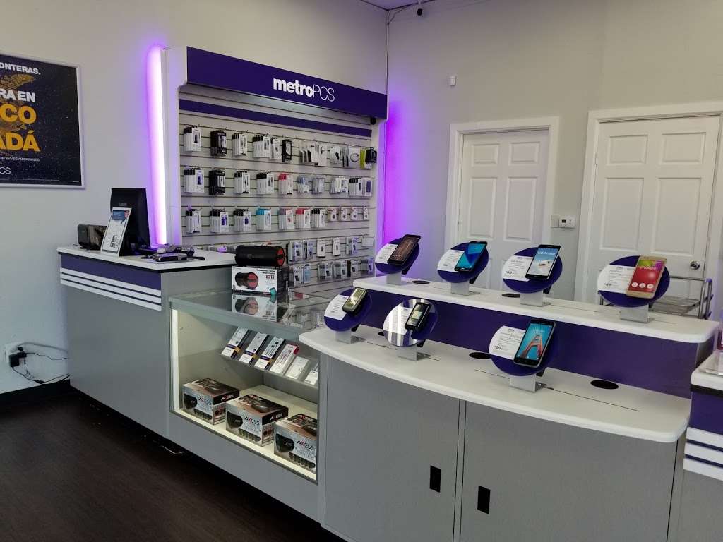 Metro by T-Mobile | 8521 Norwalk Blvd, Whittier, CA 90606, USA | Phone: (562) 463-0733