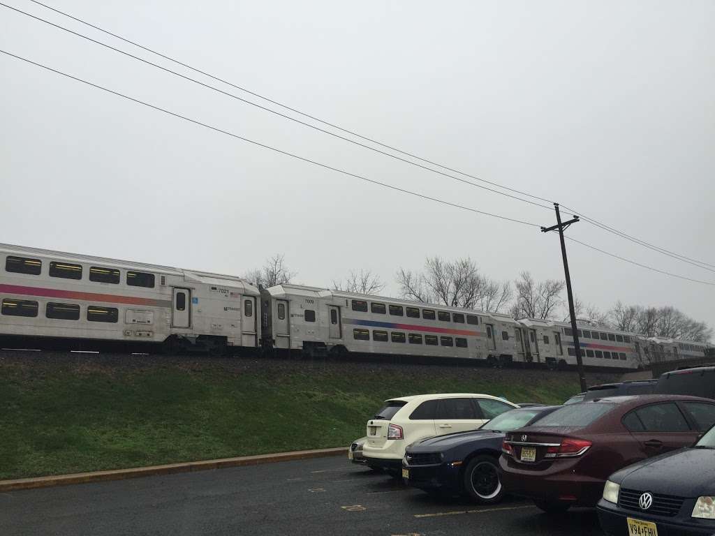 Roselle Park Station | Roselle Park, NJ 07204