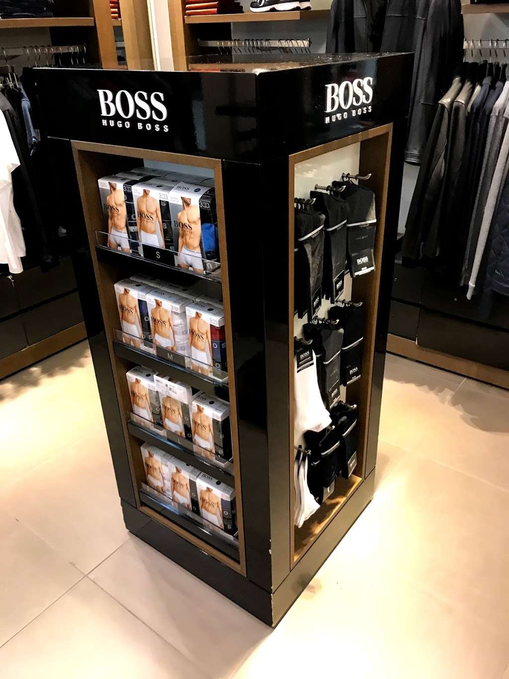 BOSS Travel Store | Tom Bradley International Terminal (TBIT, Los Angeles International Airport, 1 World Way, Los Angeles, CA 90045, USA | Phone: (424) 750-9982