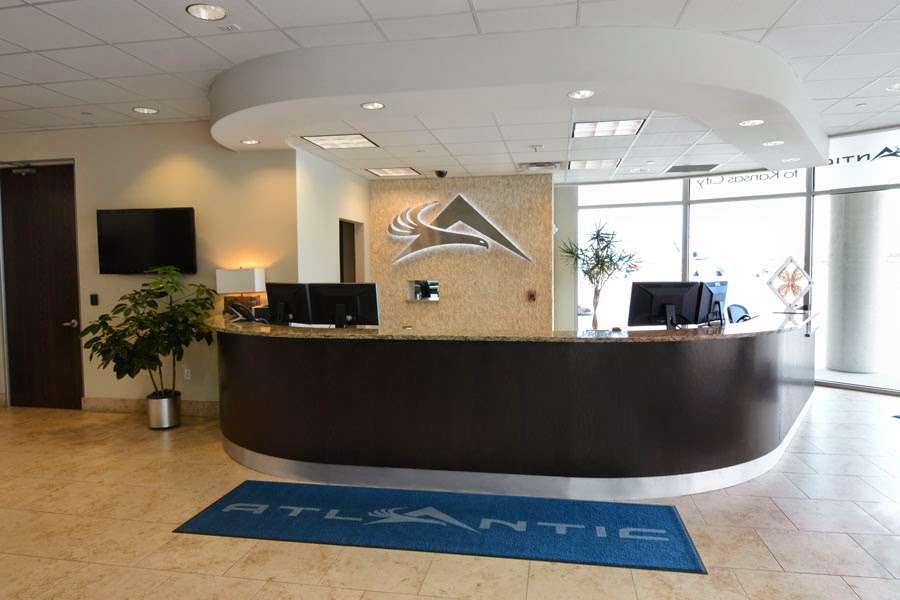 Atlantic Aviation MKC | 1001 NW Lou Holland Dr, Kansas City, MO 64116 | Phone: (816) 949-8900