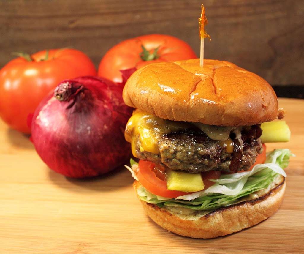 Mason Jar Brews and Burgers | 941 N 74 Dr, Kansas City, KS 66112 | Phone: (913) 242-8165