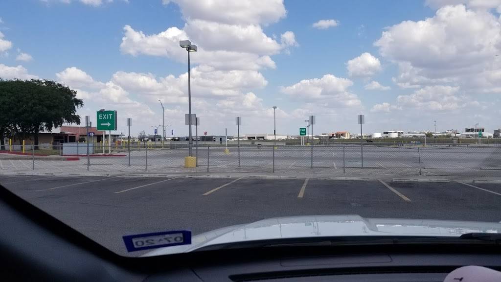 Cell Phone Waiting Lot | Airport Blvd, San Antonio, TX 78216, USA | Phone: (210) 207-3433