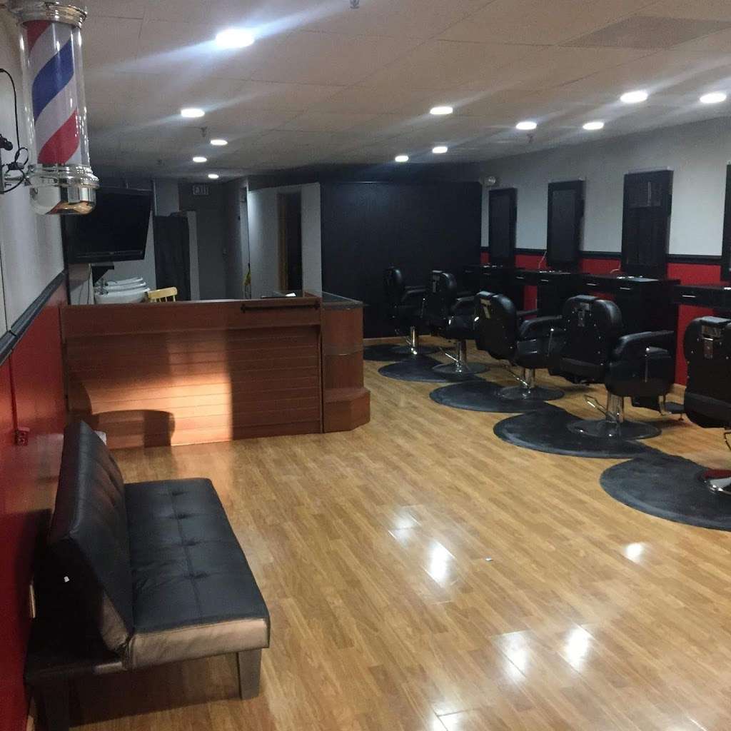 Cruz Barbershop | 594 Kuhn Rd, Carol Stream, IL 60188, USA | Phone: (331) 980-0794