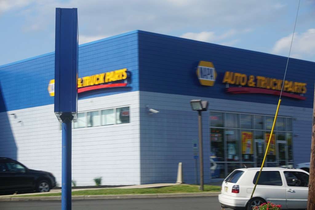 NAPA Auto Parts - Genuine Parts Company | 1770 New Durham Rd, South Plainfield, NJ 07080, USA | Phone: (732) 985-6060