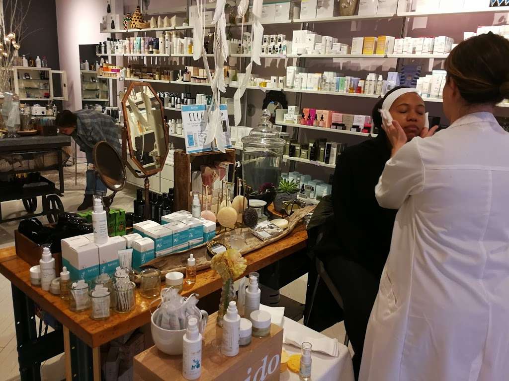 Shen Beauty | 315 Court St, Brooklyn, NY 11231, USA | Phone: (718) 576-2679