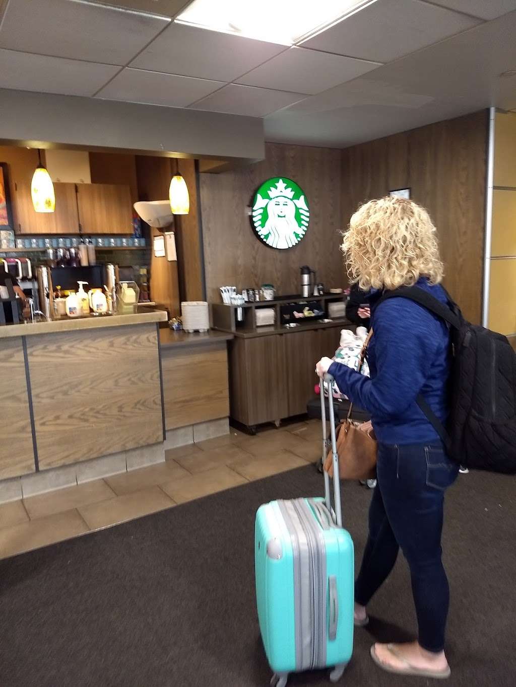 Starbucks | Kansas City, MO 64153, USA