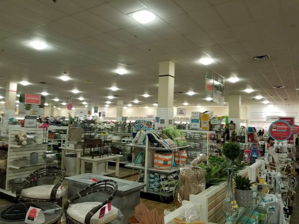 HomeGoods | 86 US Route 6, Lake Lincolndale, NY 10541, USA | Phone: (914) 621-5982