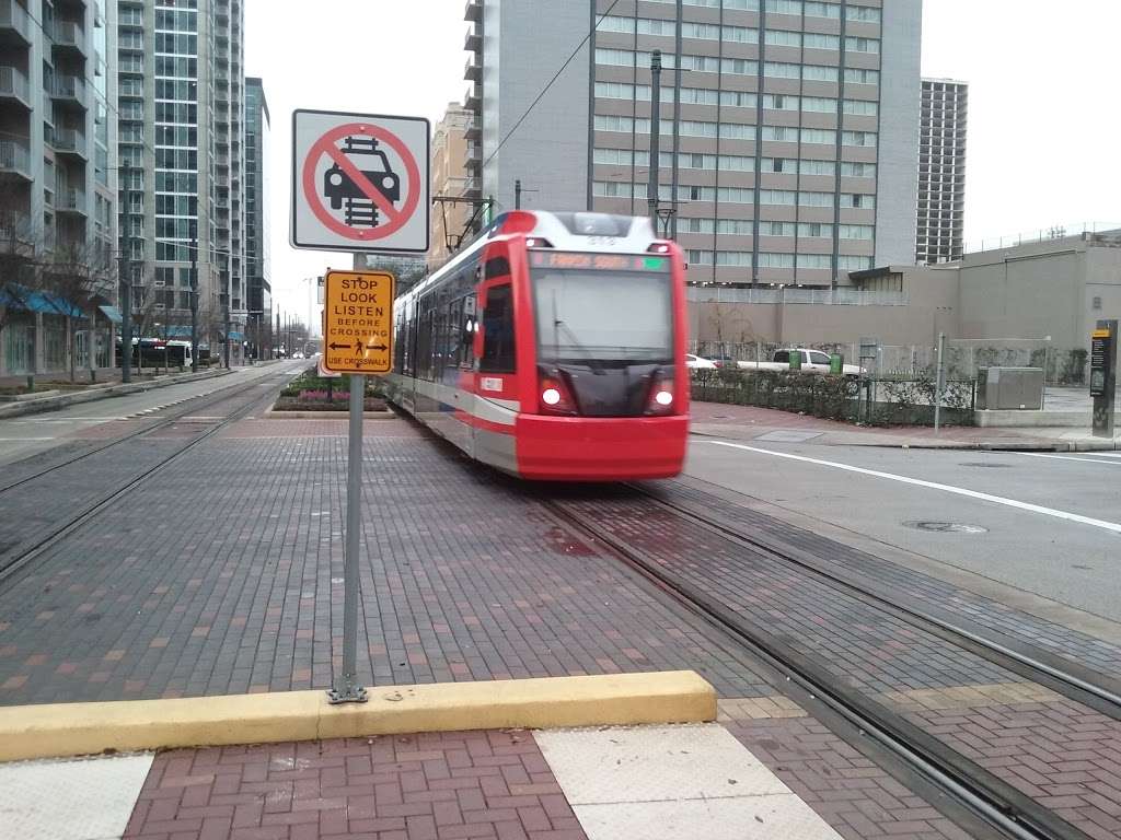 Burnett Transit Center | Houston, TX 77026, USA