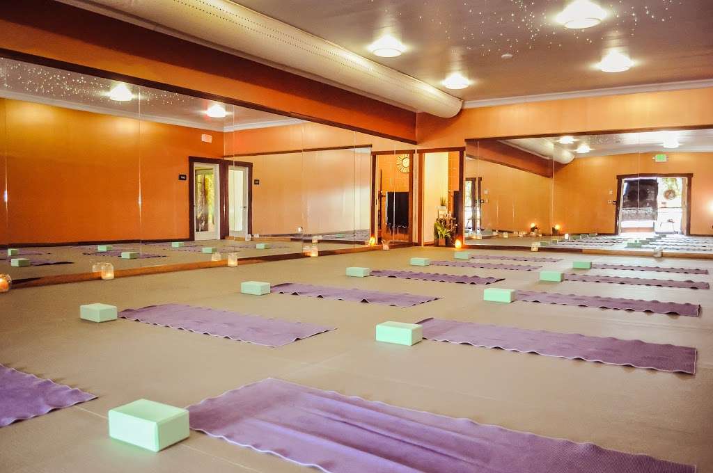 Santa Anita Hot Yoga Studio | 290 Rolyn Pl, Arcadia, CA 91007, USA | Phone: (626) 701-0678