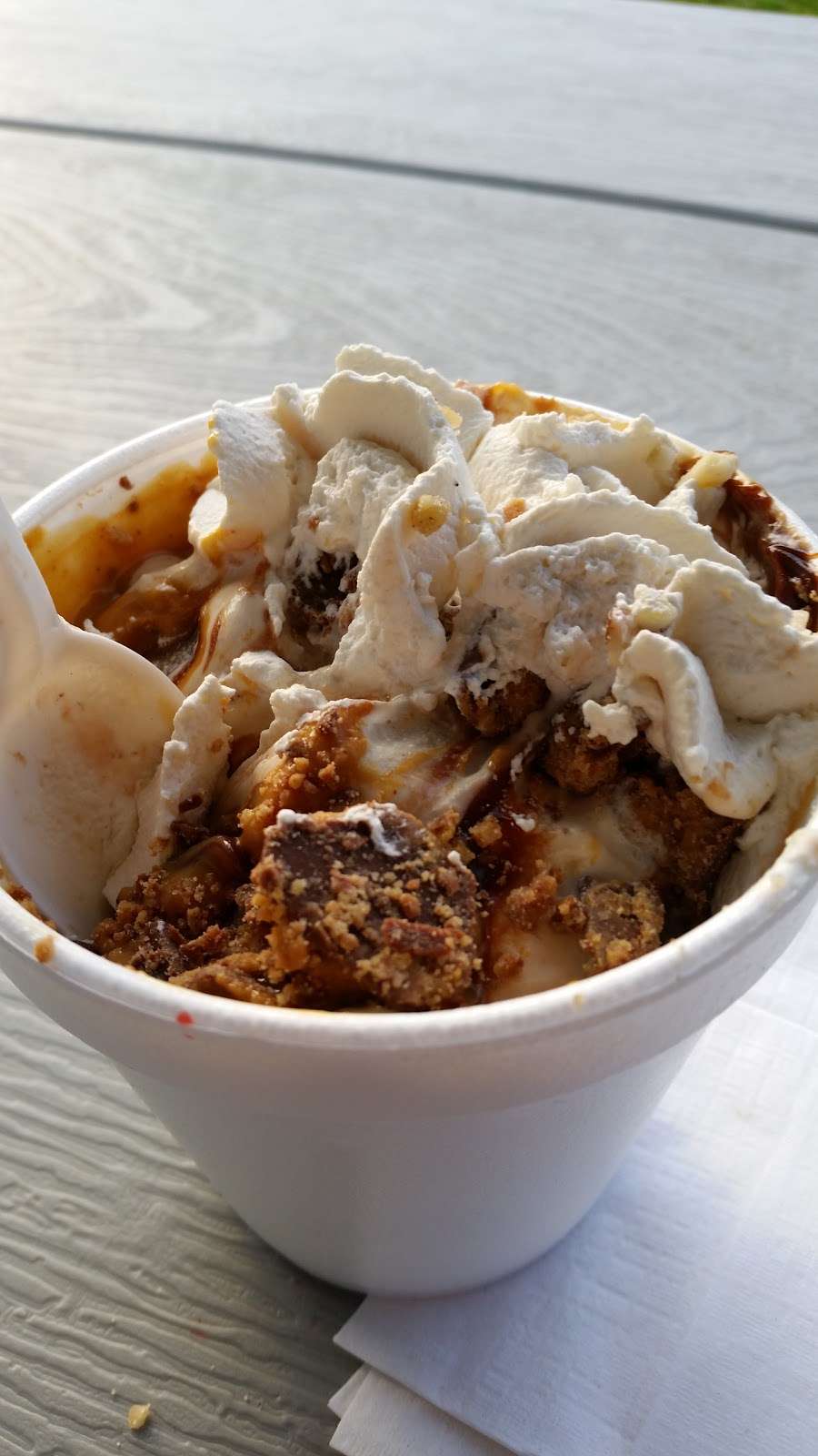 Sandys Chill Spot Ice Cream Bellingham | 800 Pulaski Blvd, Bellingham, MA 02019, USA | Phone: (508) 348-9478