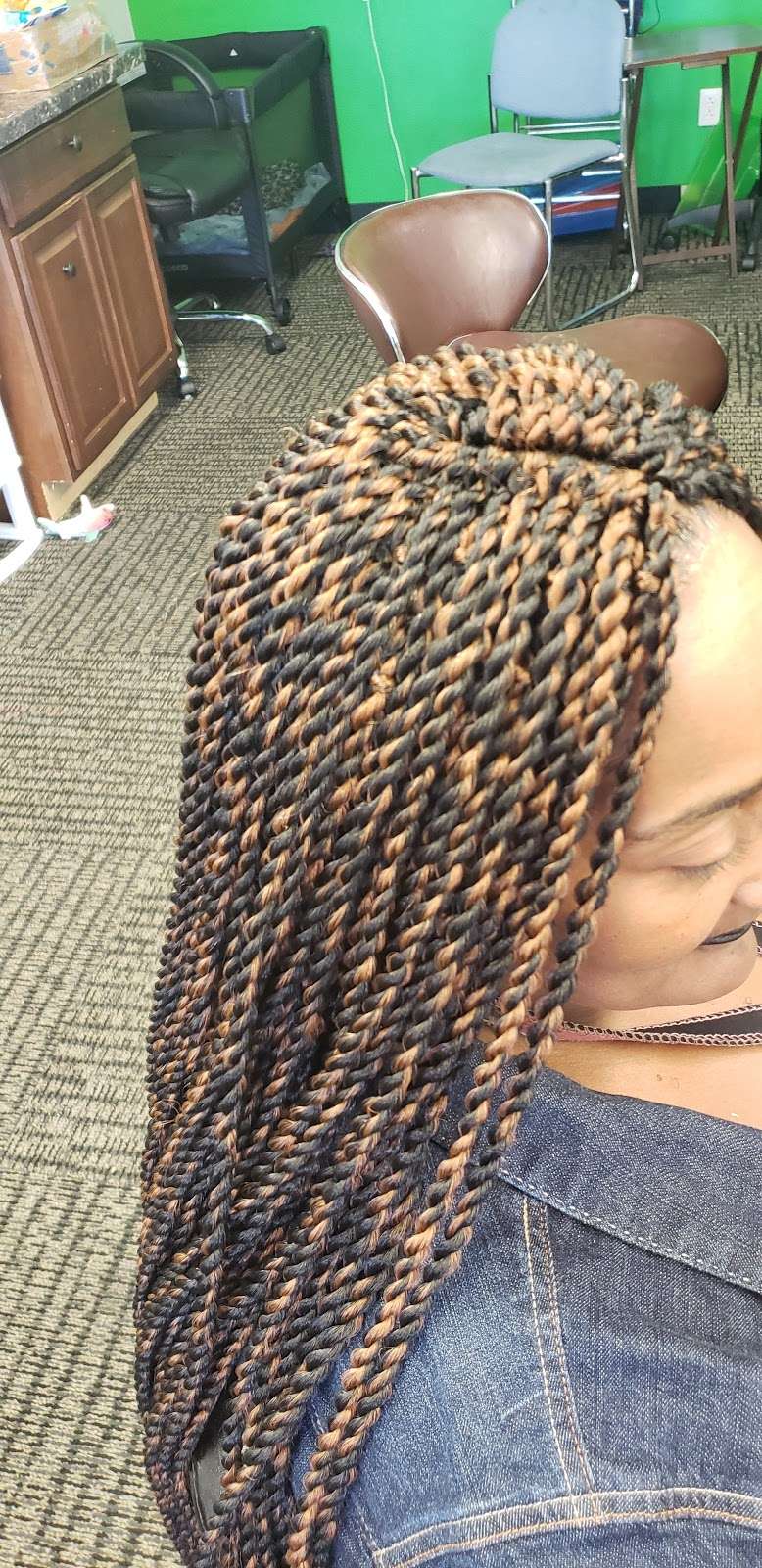 Winner African Hair Braiding | 9934 Holmes Rd, Kansas City, MO 64131, USA | Phone: (816) 277-5426