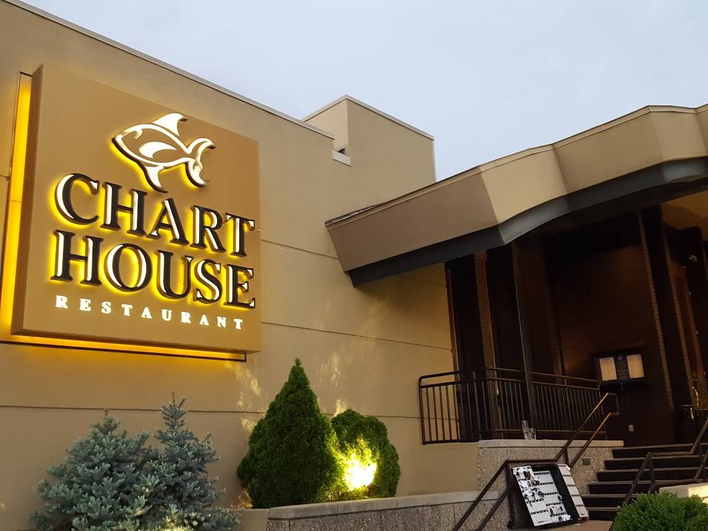 Chart House | 405 Riverboat Row, Newport, KY 41071, USA | Phone: (859) 261-0300