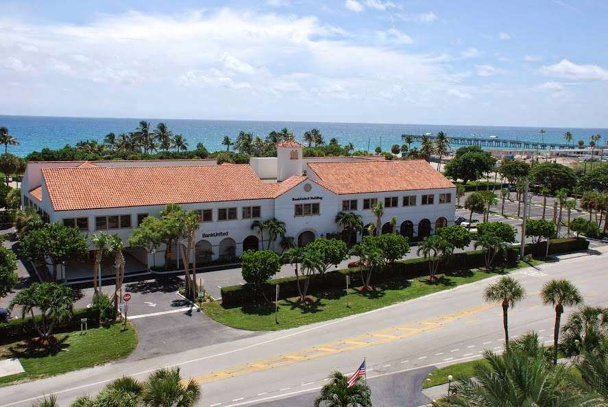 Living The Dream | 2875 S Ocean Blvd #200, Palm Beach, FL 33480, USA | Phone: (561) 375-8342