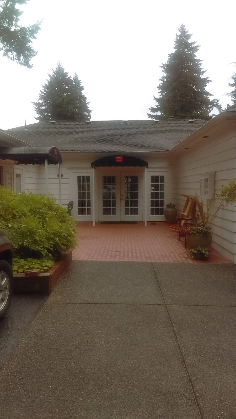 Oswego Heritage House | 398 10th St, Lake Oswego, OR 97034, USA | Phone: (503) 635-6373 Oswego Heritage House | 398 10th St, Lake Oswego, OR 97034, USA | Phone: (503) 635-6373