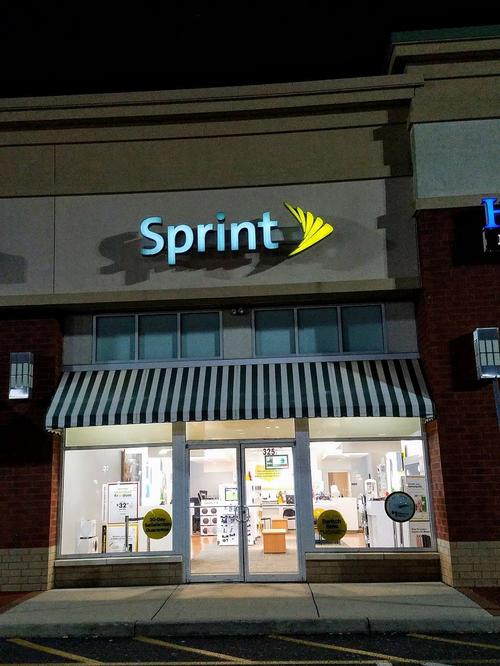 Sprint Store | 325 Hamilton Commons Spc 41, Mays Landing, NJ 08330, USA | Phone: (609) 407-6220