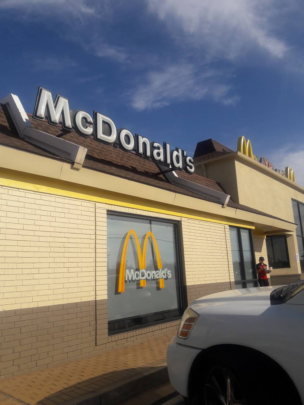 McDonalds | 12216 N Pennsylvania Ave, Oklahoma City, OK 73120, USA | Phone: (405) 286-9698