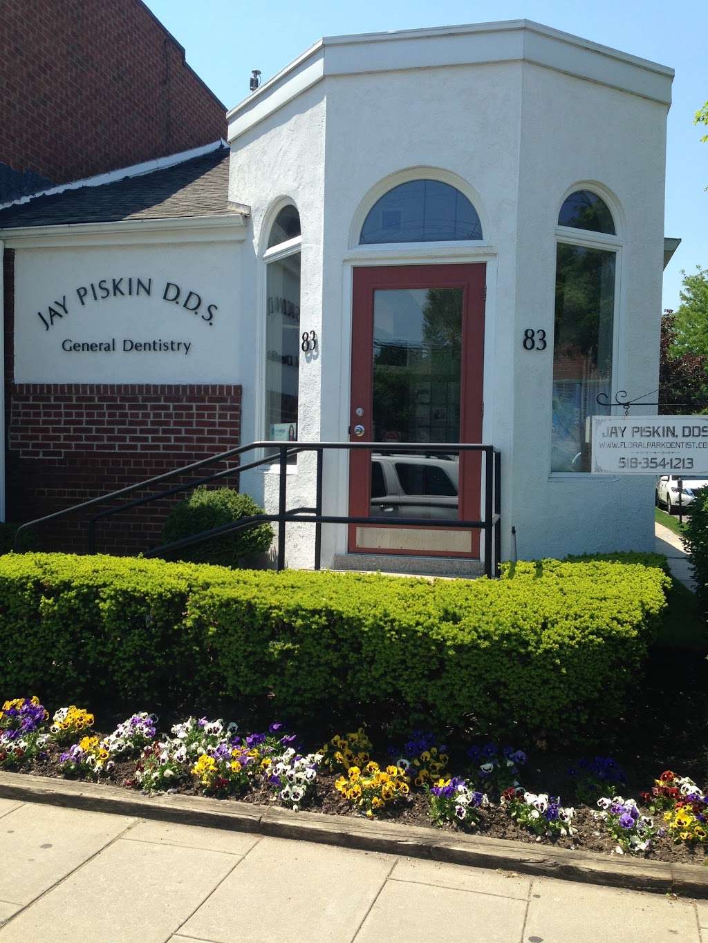 Floral Park Dentist- Dr. Jay Piskin | 83 Covert Ave, Floral Park, NY 11001, USA | Phone: (516) 354-1213