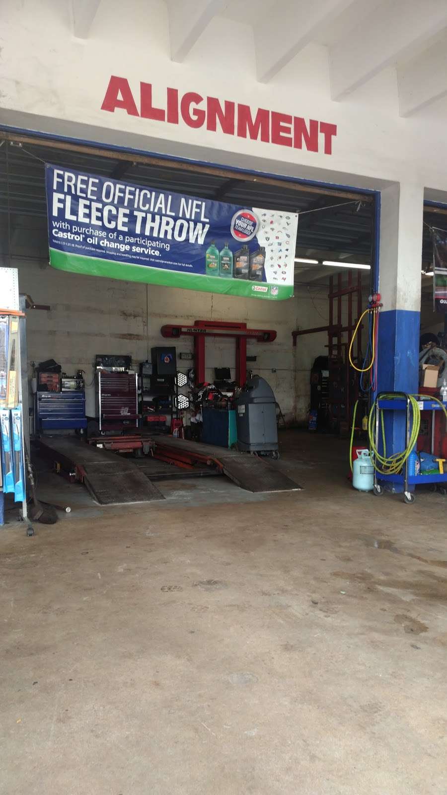 National Tire & Auto Center | 12201 NW 27th Ave, Miami, FL 33167, USA | Phone: (305) 685-3778