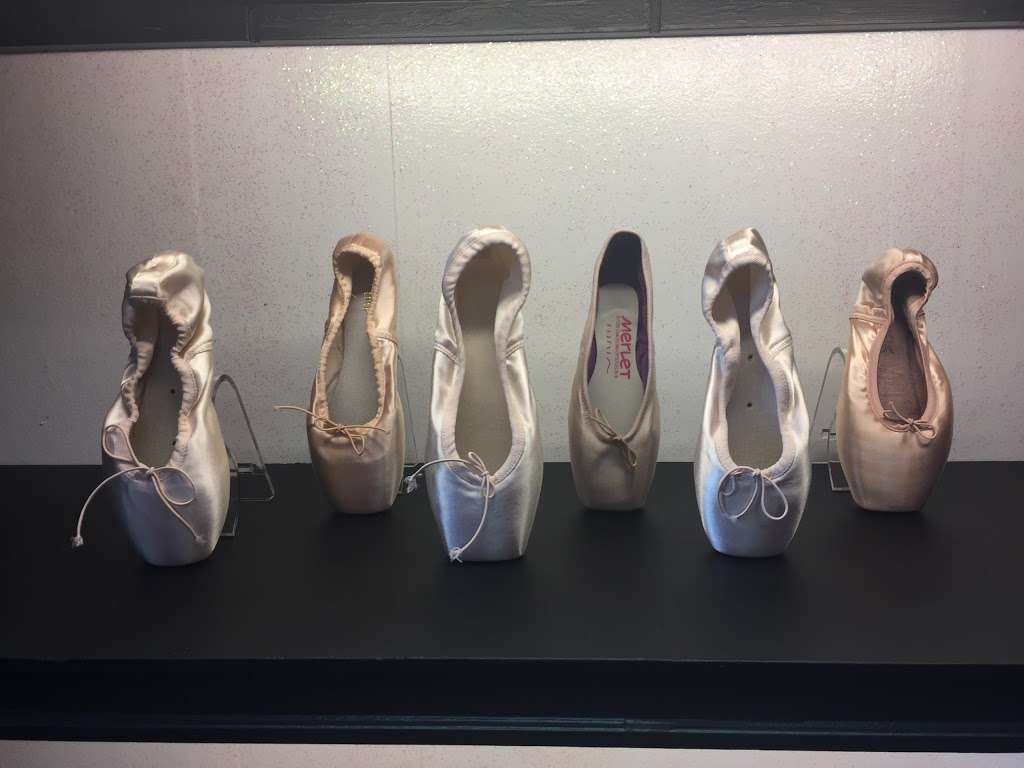 Razzle Dazzle Dancewear | 3595 Highway 6 South, Sugar Land, TX 77478, USA | Phone: (281) 265-8044