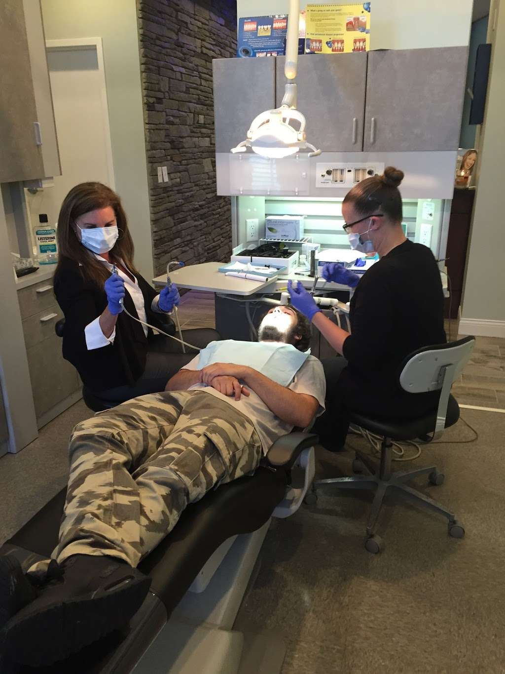 Carolina Dental Arts | 9336 Blakeney Center Dr #100a, Charlotte, NC 28277 | Phone: (704) 759-8210