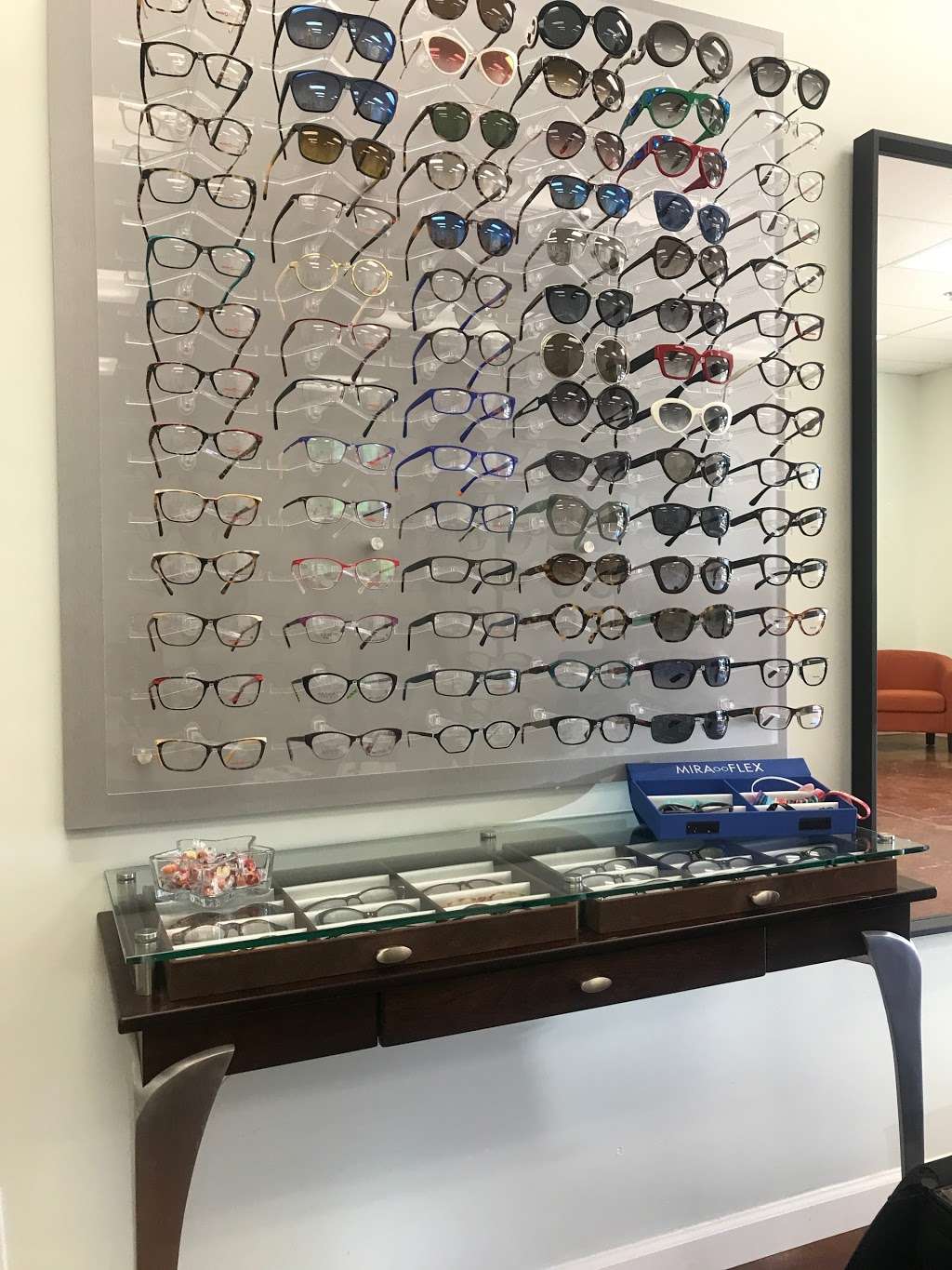 i2iOptique | 8300 N Hayden Rd b112, Scottsdale, AZ 85258, USA | Phone: (480) 767-3450