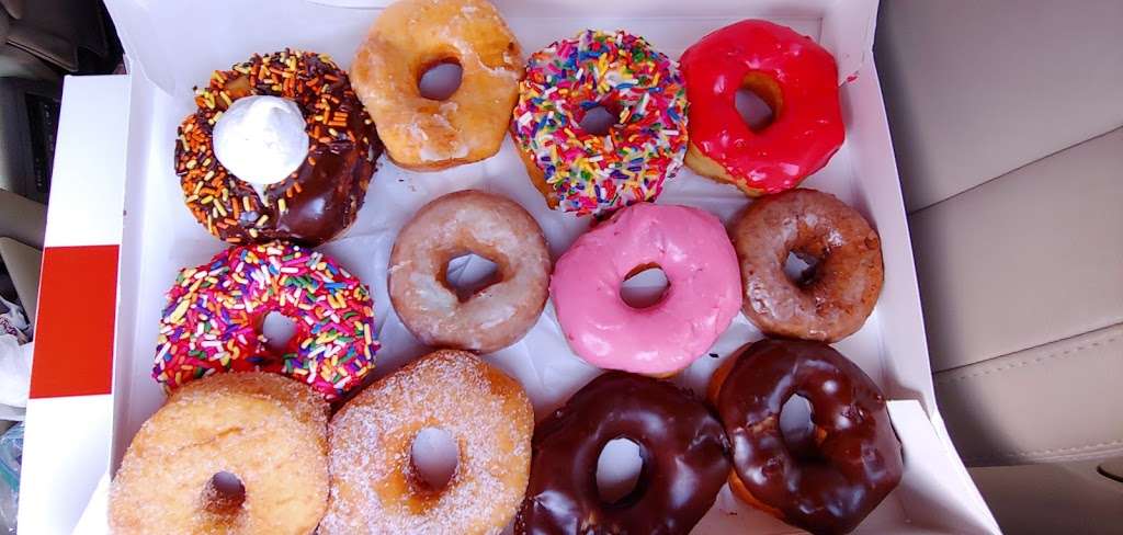 Shipleys Donuts | 5400 S Parker Rd, Aurora, CO 80015 | Phone: (720) 870-0465