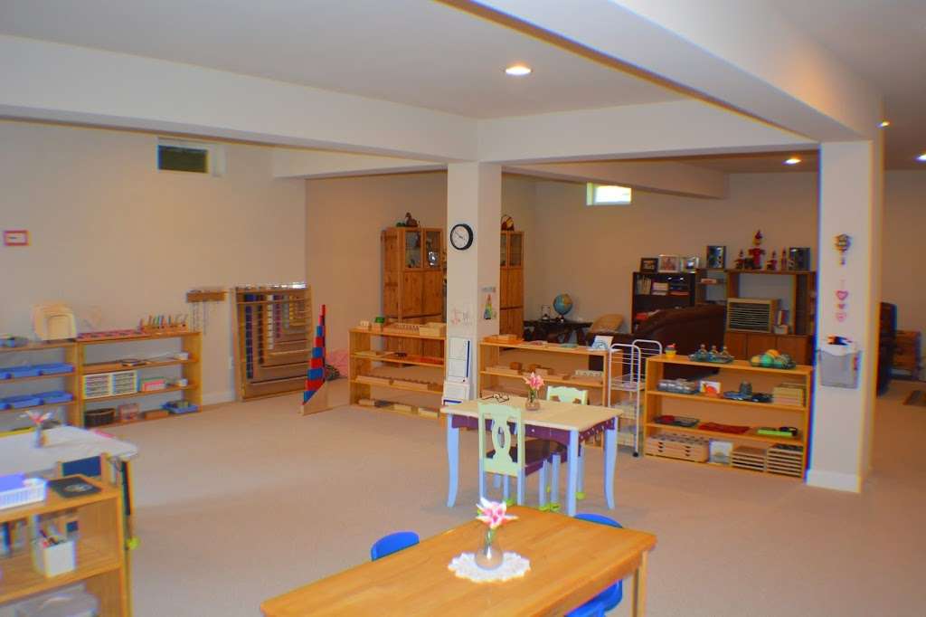 Ms Juanas Montessori Home School | 25746 Purebred Ct, Aldie, VA 20105, USA | Phone: (703) 679-8234