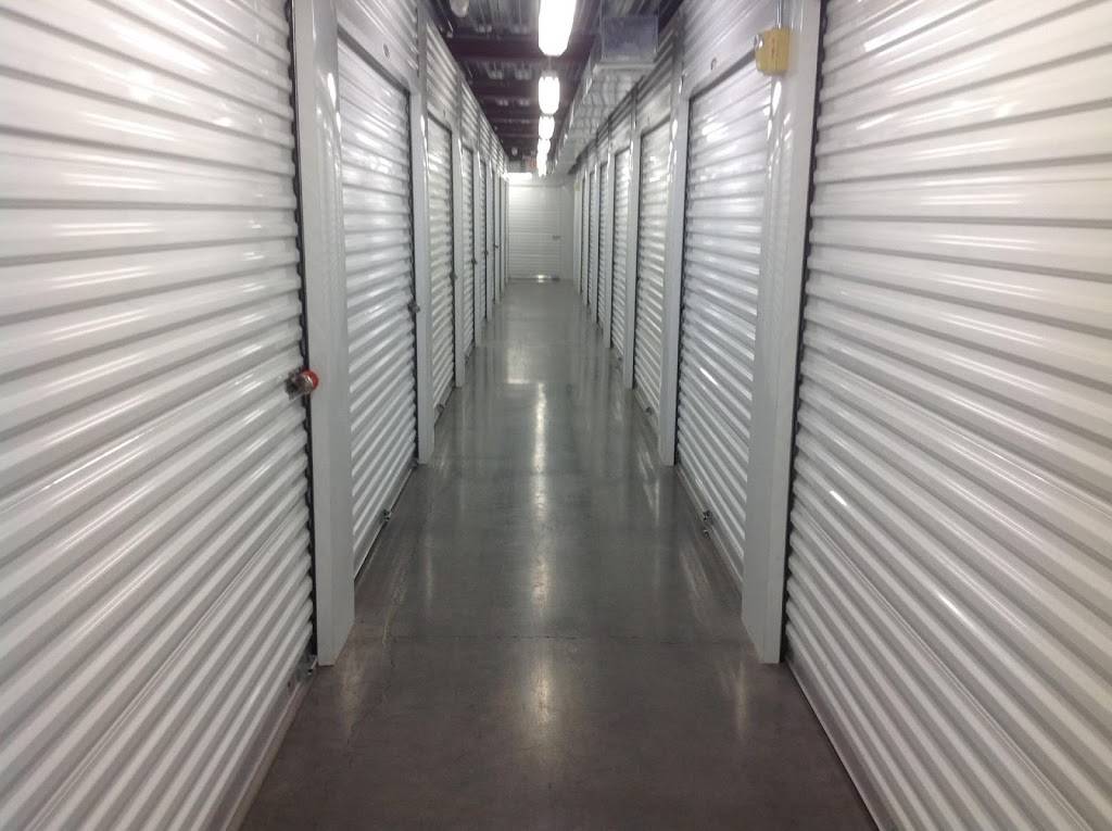 Life Storage - Scottsdale | 9383 E Bell Rd, Scottsdale, AZ 85260, USA | Phone: (480) 666-7440