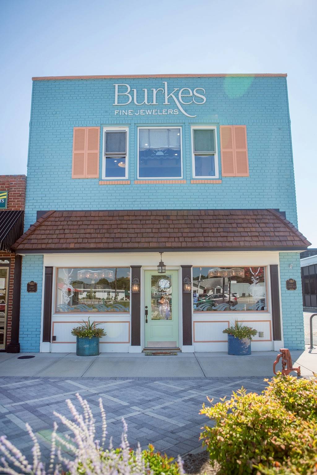 Burkes Fine Jewelers | 86 S Main St, Kilmarnock, VA 22482, USA | Phone: (804) 435-1302