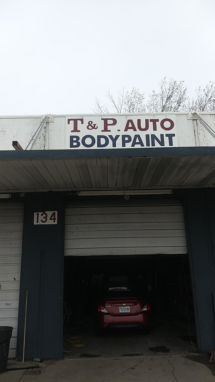 T&P auto body & paint | 134 Fairview St, Arlington, TX 76010, USA | Phone: (817) 861-1813