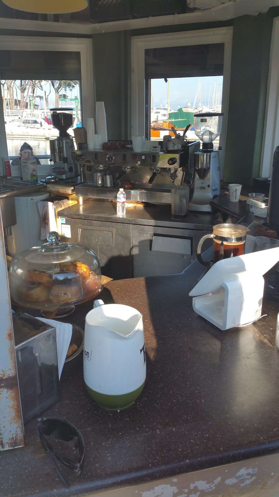 Dynamo Donut and Coffee | 110 Yacht Rd, San Francisco, CA 94123, USA | Phone: (415) 920-1978