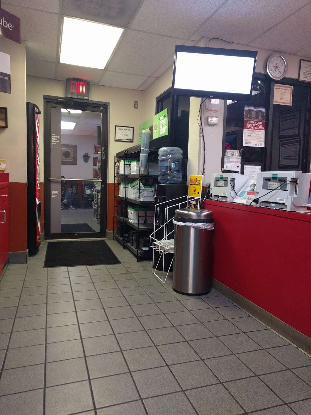 Jiffy Lube | 2001 S Shepherd Dr, Houston, TX 77019, USA | Phone: (713) 526-1090