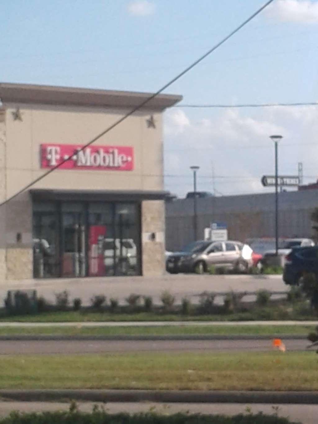 T-Mobile | 11160 Northwest Fwy Ste 100, Houston, TX 77092, USA | Phone: (713) 680-8053