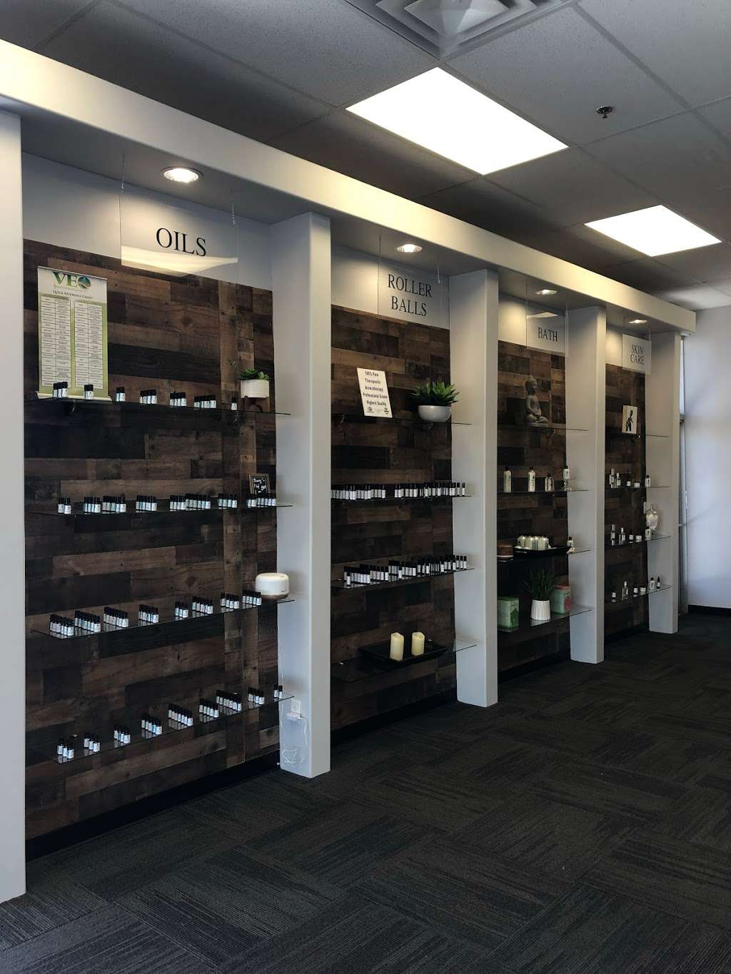 Simple Pure CBD & Aromatherapy | 18255 N 83rd Ave #118, Glendale, AZ 85308, USA | Phone: (785) 324-0167