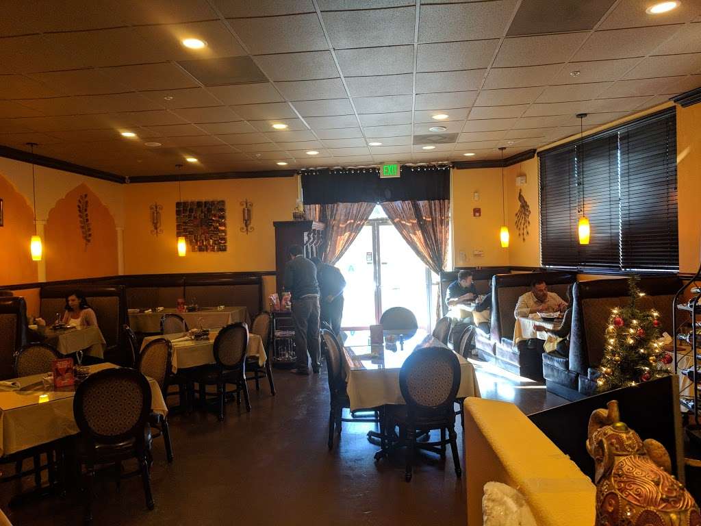 Malhis Indian Cuisine | 39438 Trade Center Dr, Palmdale, CA 93551, USA | Phone: (661) 947-2277