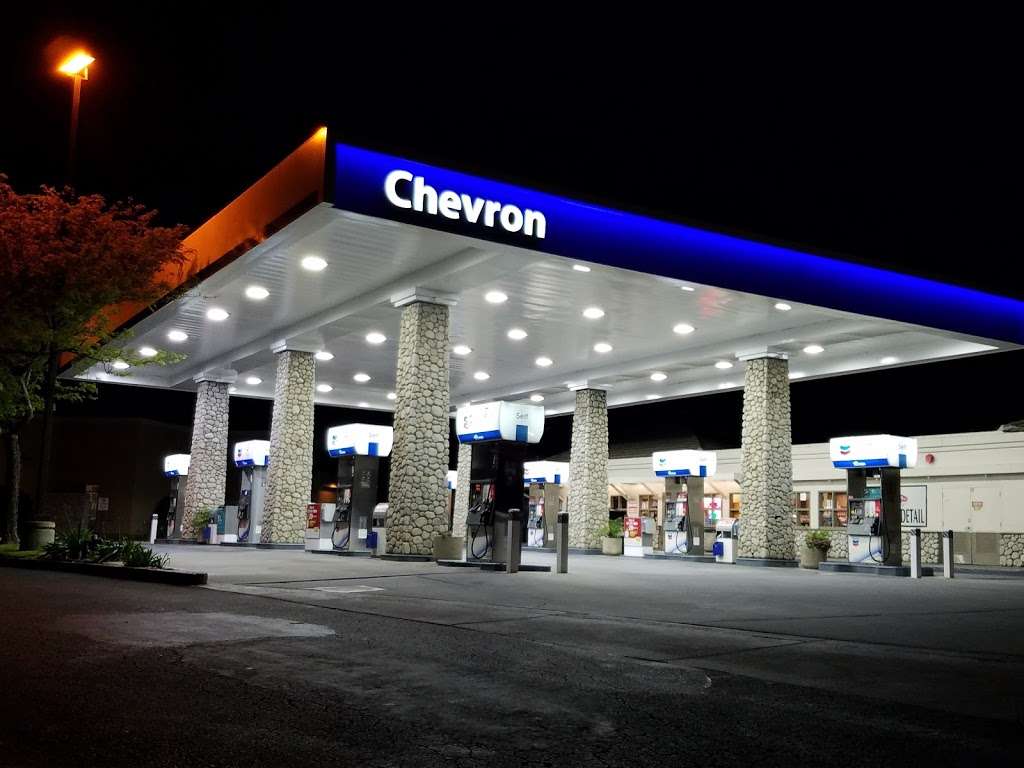 Chevron | 11030 Rancho Carmel Dr, San Diego, CA 92128, USA | Phone: (858) 451-1212