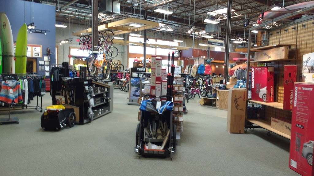 REI | 888 Willow Rd, Northbrook, IL 60062, USA | Phone: (847) 480-1938