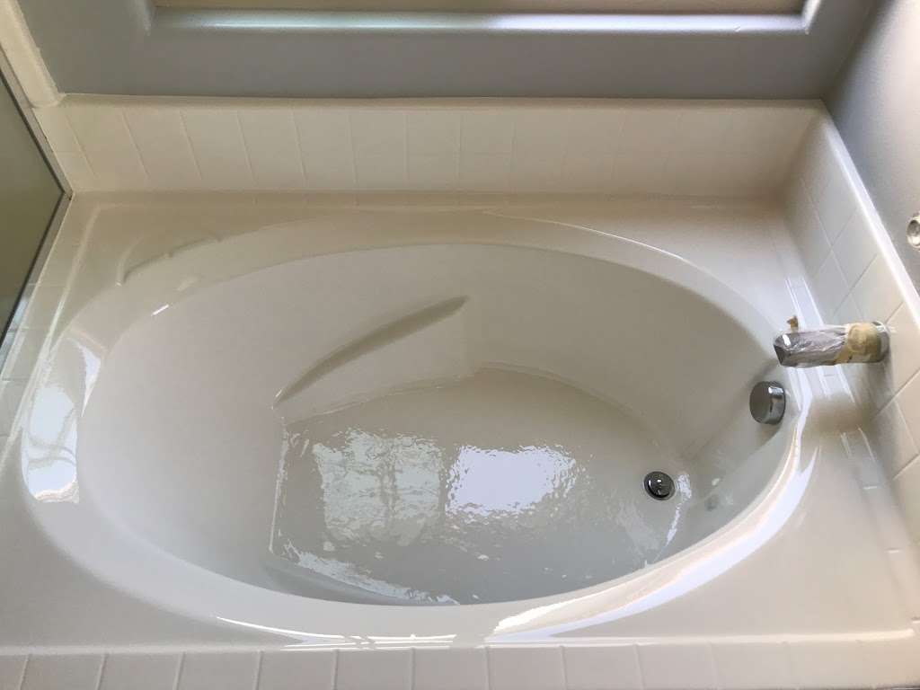 Bathtub Refinishing And Fiberglass Expert | 1861 W Adams Blvd, Los Angeles, CA 90018, USA | Phone: (323) 396-1030