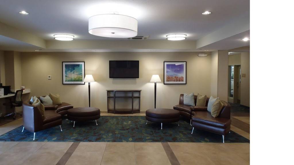 Candlewood Suites Austin Airport | 6711 E Ben White Blvd Bldg. 2, Austin, TX 78741, USA | Phone: (512) 428-5405