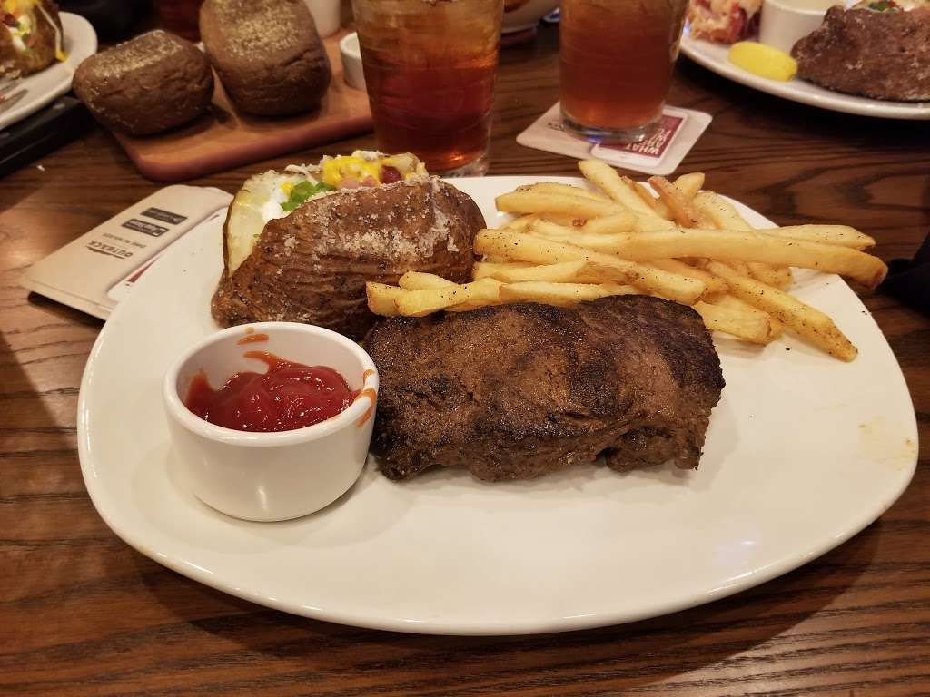 Outback Steakhouse | 3509 East Sam Houston Pkwy S, Pasadena, TX 77505, USA | Phone: (281) 464-8455