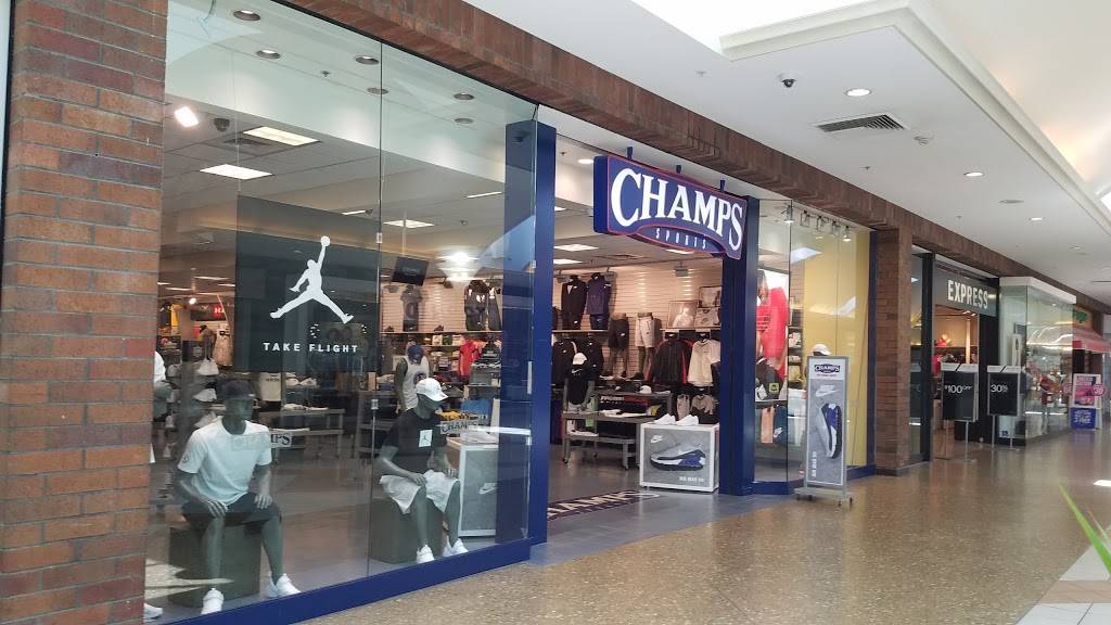 Champs Sports | 6048 Sunrise Mall, Citrus Heights, CA 95610, USA | Phone: (916) 961-9884