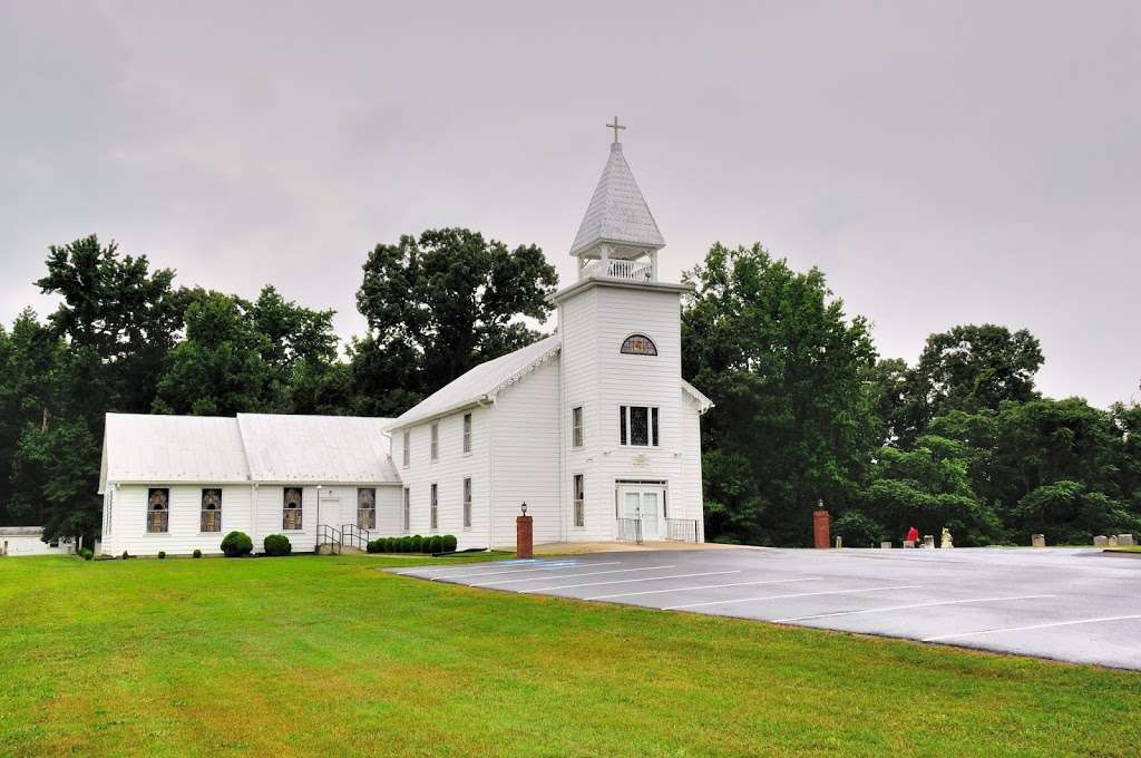 Calvary United Methodist Church | 7647 History Land Hwy, Warsaw, VA 22572, USA