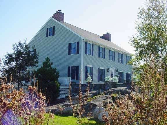 Gloucester House Rental - Belle View | 57 Grapevine Rd, Gloucester, MA 01930, USA | Phone: (978) 281-8351