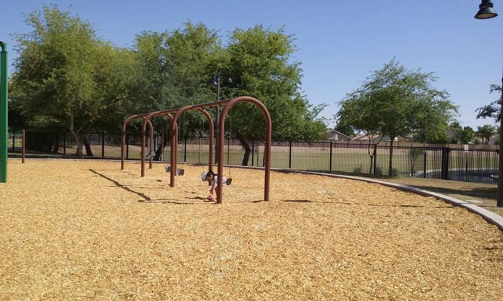 Blue Heron Park | 1399 W Lake Dr, Chandler, AZ 85248, USA | Phone: (480) 782-2727